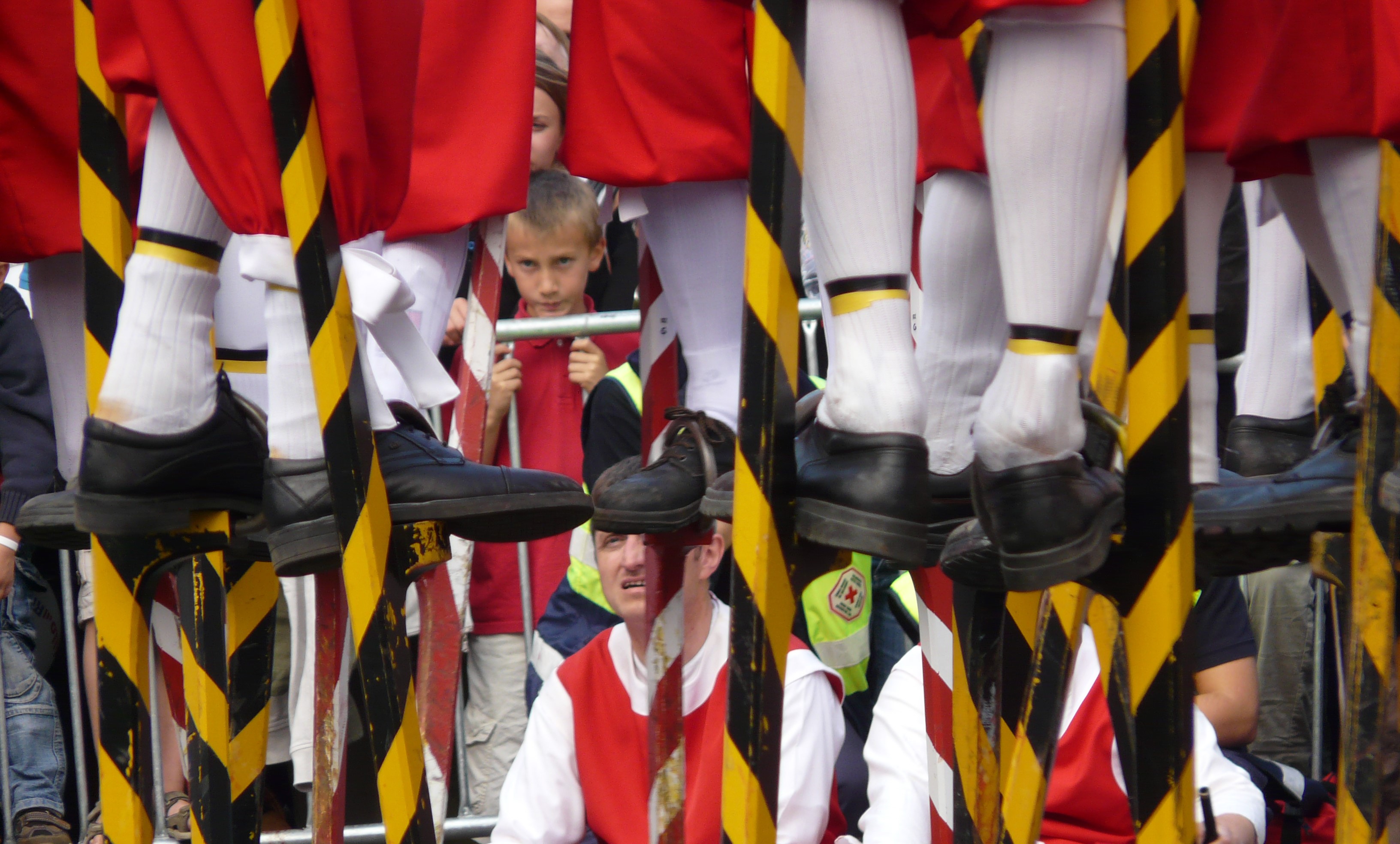 Stilt-walkers at Fêtes de Wallonie