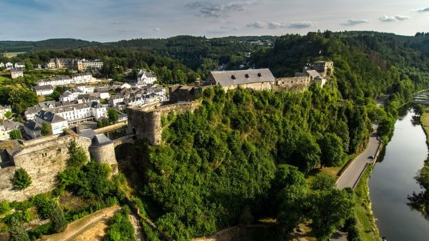 00010828-WBT _ Denis Closon-Château de Bouillon