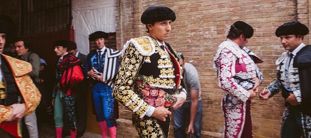 3531863_tds06c_andergraun_films_large