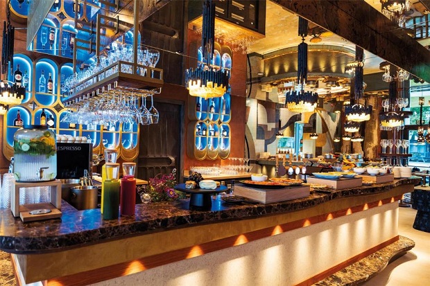 bar