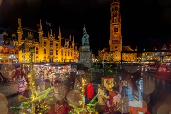 bruges-kerstmarkt_wintergloed_markt_jandarthet