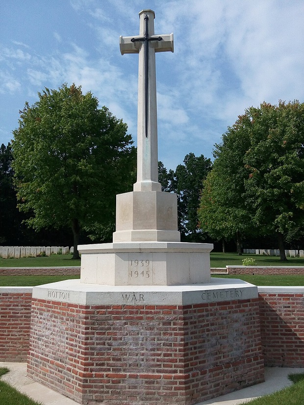 Hotton_War_Cemetery