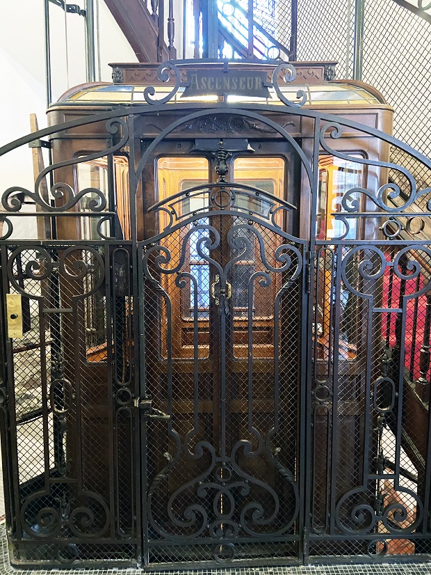 Victorian Elevator