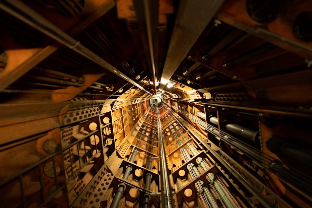 LookUp-Atomium-00129(C) VISUAL SYSTEM