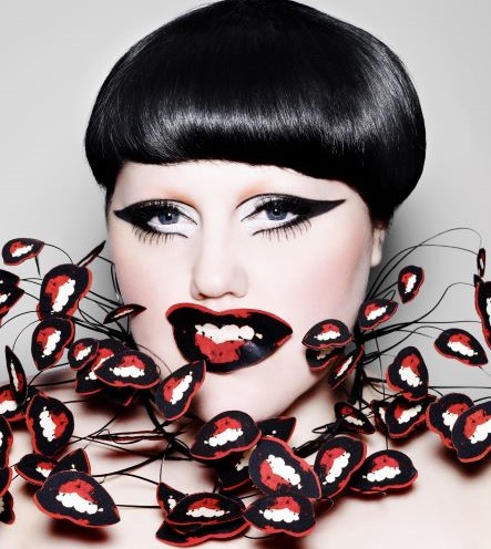 RGB_Beth Ditto, Stand and Deliver, Dazed & Confused, Vol 2, Issue 73, 2009 ©Rankin (1)