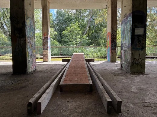 vrijbroekpark_contour_sloping-wall