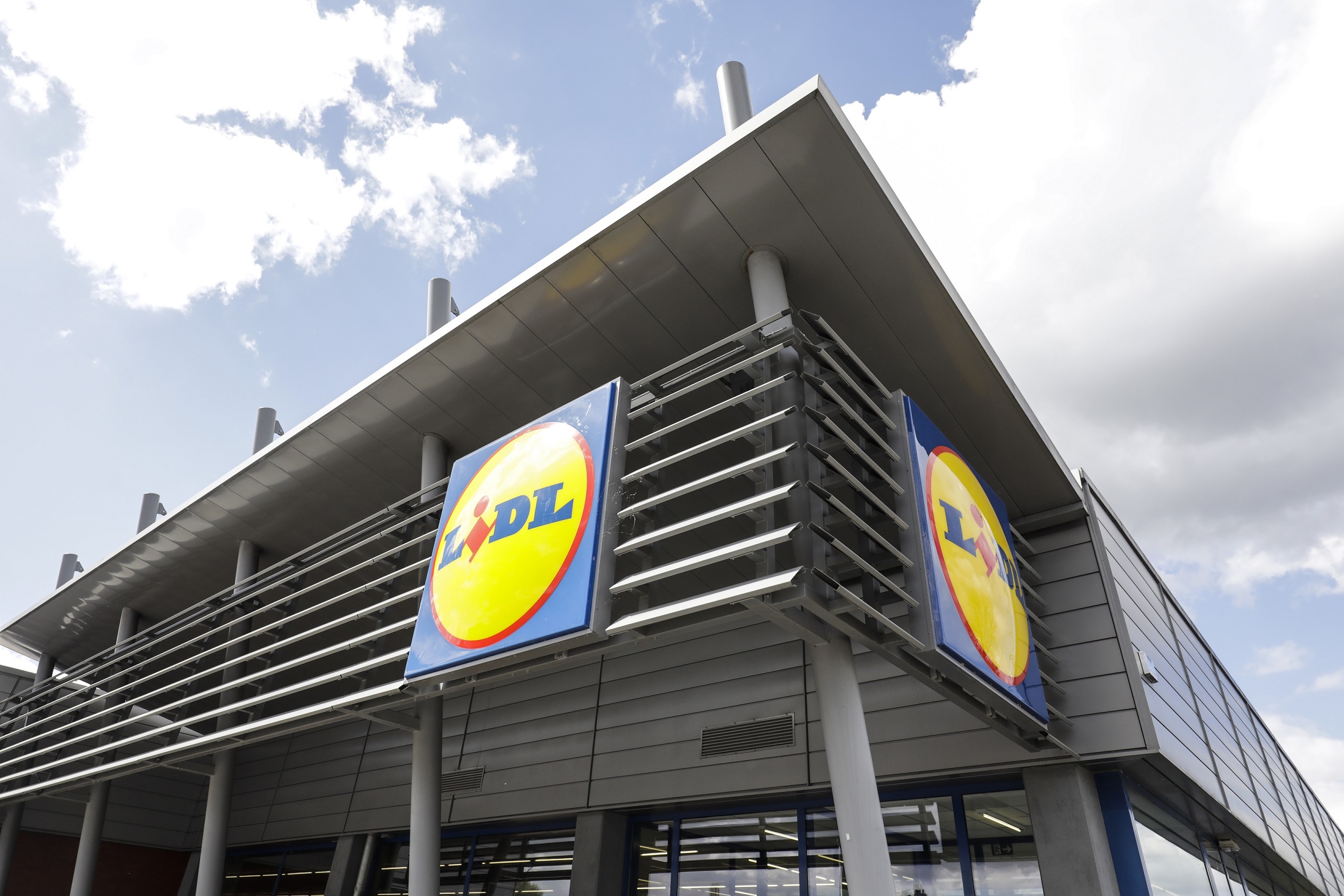 Lidl supermarkets back open today as labour agreement reached The