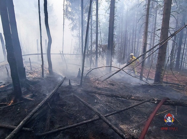 Belgiens schlimmster Brand der jüngeren Geschichte wütet weiterhin im ...