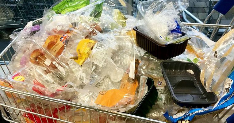 Plastic Attack at Brussels supermarket this Saturday | The Bulletin