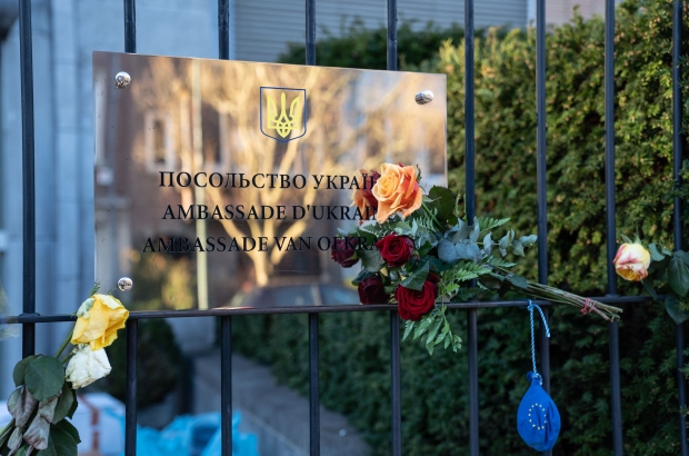 Flowers pictured at the Ukraine embassy in Brussels, Sunday 27 February 2022 in Brussels. (BELGA PHOTO JULIETTE BRUYNSEELS)
