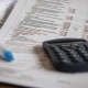 Illustration picture shows a tax declaration form in French, in Brussels. (BELGA PHOTO THIERRY ROGE)